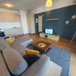 アパート Upground14 *