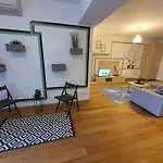 Upground14 アパート ブカレスト