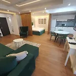 Upground14 アパート